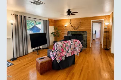 423 SE M Street, Grants Pass, OR 97526 - Photo 6