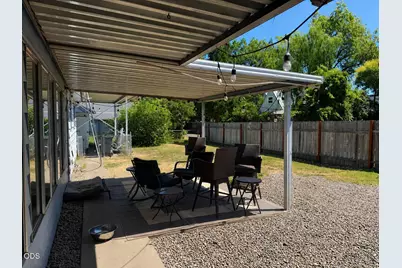 423 SE M Street, Grants Pass, OR 97526 - Photo 16