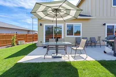 4999 SW Yew Place, Redmond, OR 97756 - Photo 36