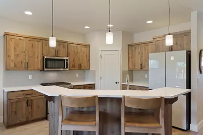 4999 SW Yew Place, Redmond, OR 97756 - Photo 12