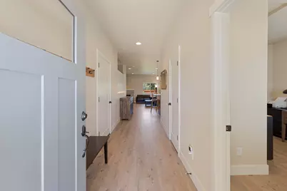 4999 SW Yew Place, Redmond, OR 97756 - Photo 6