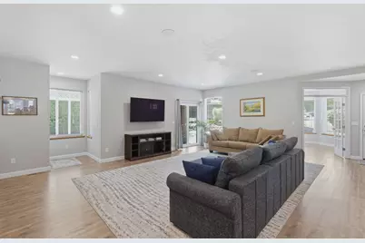 965 NW Valley View Drive, Grants Pass, OR 97526 - Photo 6