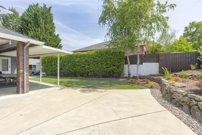 965 NW Valley View Drive, Grants Pass, OR 97526 - Photo 52