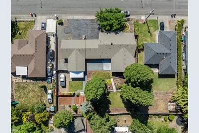 2930 Bailey Avenue, Medford, OR 97504 - Photo 42
