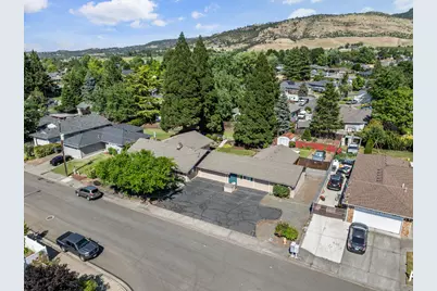 2930 Bailey Avenue, Medford, OR 97504 - Photo 40