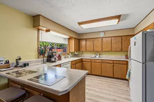 2930 Bailey Ave, Medford, OR 97504 - Photo 10
