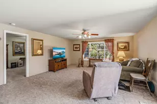 2930 Bailey Ave, Medford, OR 97504 - Photo 12