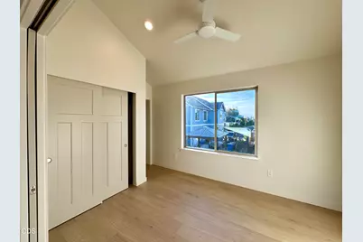 312 Lithia Avenue, Talent, OR 97540 - Photo 46