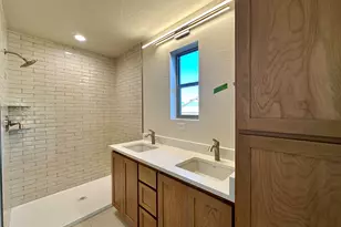 312 Lithia Ave, Talent, OR 97540 - Photo 20