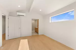 312 Lithia Ave, Talent, OR 97540 - Photo 18