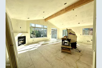 312 Lithia Avenue, Talent, OR 97540 - Photo 2