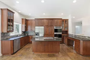 3334 NW Braid Dr, Bend, OR 97703 - Photo 4