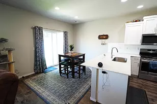 21182 Thomas Dr, Bend, OR 97702 - Photo 10