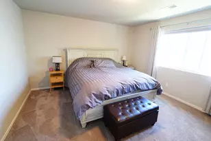 21182 Thomas Dr, Bend, OR 97702 - Photo 16