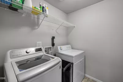 21182 Thomas Drive, Bend, OR 97702 - Photo 20