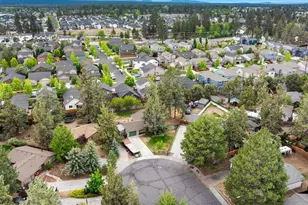947 SE 6th St, Bend, OR 97702 - Photo 28