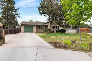947 SE 6th St, Bend, OR 97702 - Photo 24