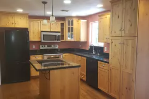 1600 NW Sue Cir, Grants Pass, OR 97526 - Photo 6