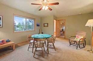 1206 NE Paula Dr, Bend, OR 97701 - Photo 18