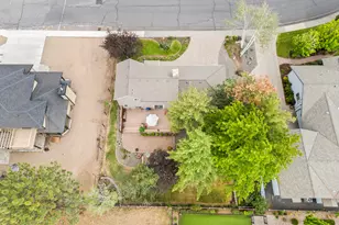 1206 NE Paula Dr, Bend, OR 97701 - Photo 36