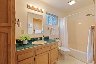 1206 NE Paula Dr, Bend, OR 97701 - Photo 24