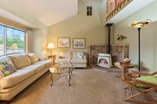 1206 NE Paula Dr, Bend, OR 97701 - Photo 6
