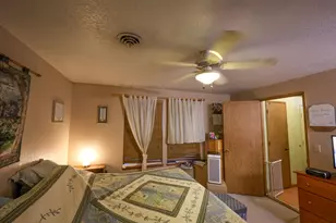 960 Schroeder, Grants Pass, OR 97527 - Photo 14