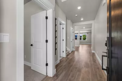 61197 SW Beverly Way, Bend, OR 97702 - Photo 2