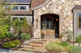61016 SE Light Peak Dr, Bend, OR 97702 - Photo 40