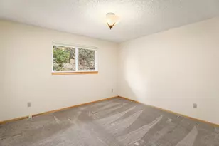 1627 SE Bear Creek Rd, Bend, OR 97701 - Photo 20