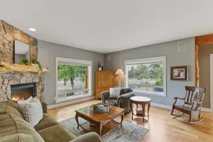 17584 Mountain View Rd, Sisters, OR 97759 - Photo 16