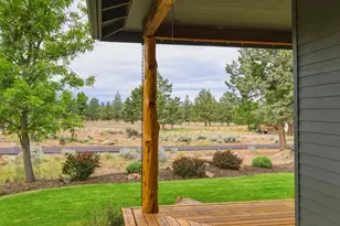 17584 Mountain View Rd, Sisters, OR 97759 - Photo 12