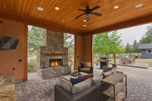 17584 Mountain View Rd, Sisters, OR 97759 - Photo 58