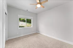4461 Vista Pointe Dr, Medford, OR 97504 - Photo 38