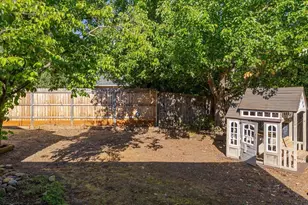 1111 Looking Glass Way, Central Point, OR 97502 - Photo 28