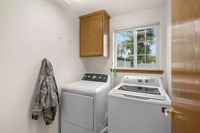 752 Mallory Court, Central Point, OR 97502 - Photo 20