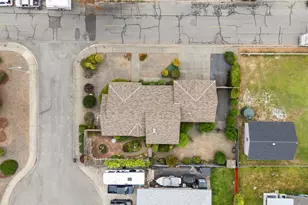 1449 Ben Aire Cir, Grants Pass, OR 97527 - Photo 36