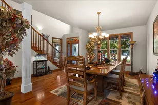574 Grey Hawk Way, Central Point, OR 97502 - Photo 6