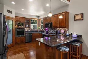 574 Grey Hawk Way, Central Point, OR 97502 - Photo 12