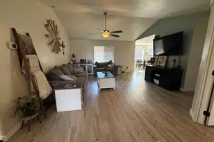 3276 Hammer St, Klamath Falls, OR 97603 - Photo 6