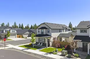 702 N Willitts St, Sisters, OR 97759 - Photo 32