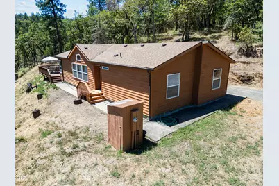 479 Wagon Trail Drive, Jacksonville, OR 97530 - Photo 40