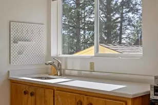 1671 NW Saginaw Ave, Bend, OR 97703 - Photo 30