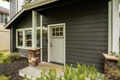 20184 Merriewood Lane, Bend, OR 97702 - Photo 4