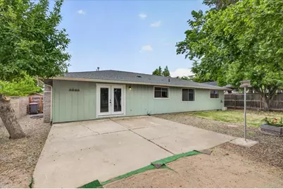 415 Sutter Avenue, Medford, OR 97504 - Photo 26