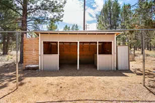 63430 Palla Ln, Bend, OR 97703 - Photo 46