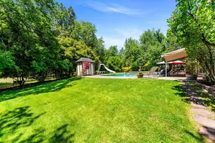 180 Horseshoe Dr, Grants Pass, OR 97526 - Photo 34