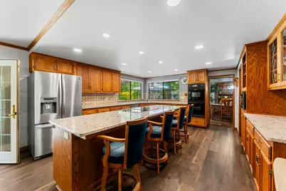 180 Horseshoe Drive, Grants Pass, OR 97526 - Photo 10