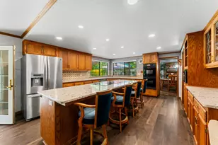 180 Horseshoe Dr, Grants Pass, OR 97526 - Photo 10