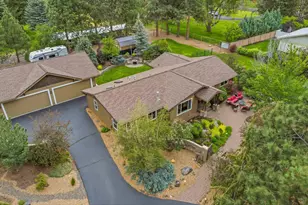 21721 Filly Ct, Bend, OR 97702 - Photo 10